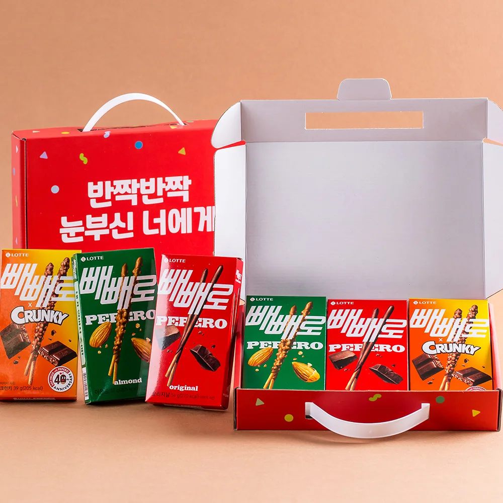 A Pepero gift set with original, almond and Crunky boxes. Photo: Naver Shopping